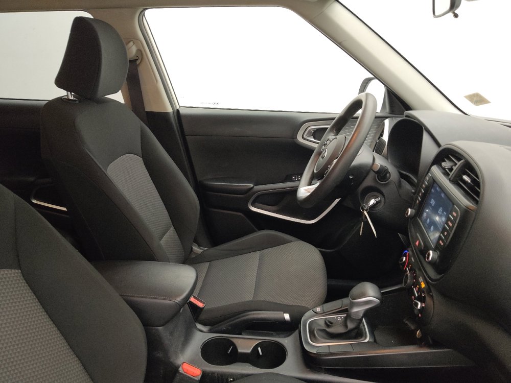 Used 2020 Kia Soul LX image 21