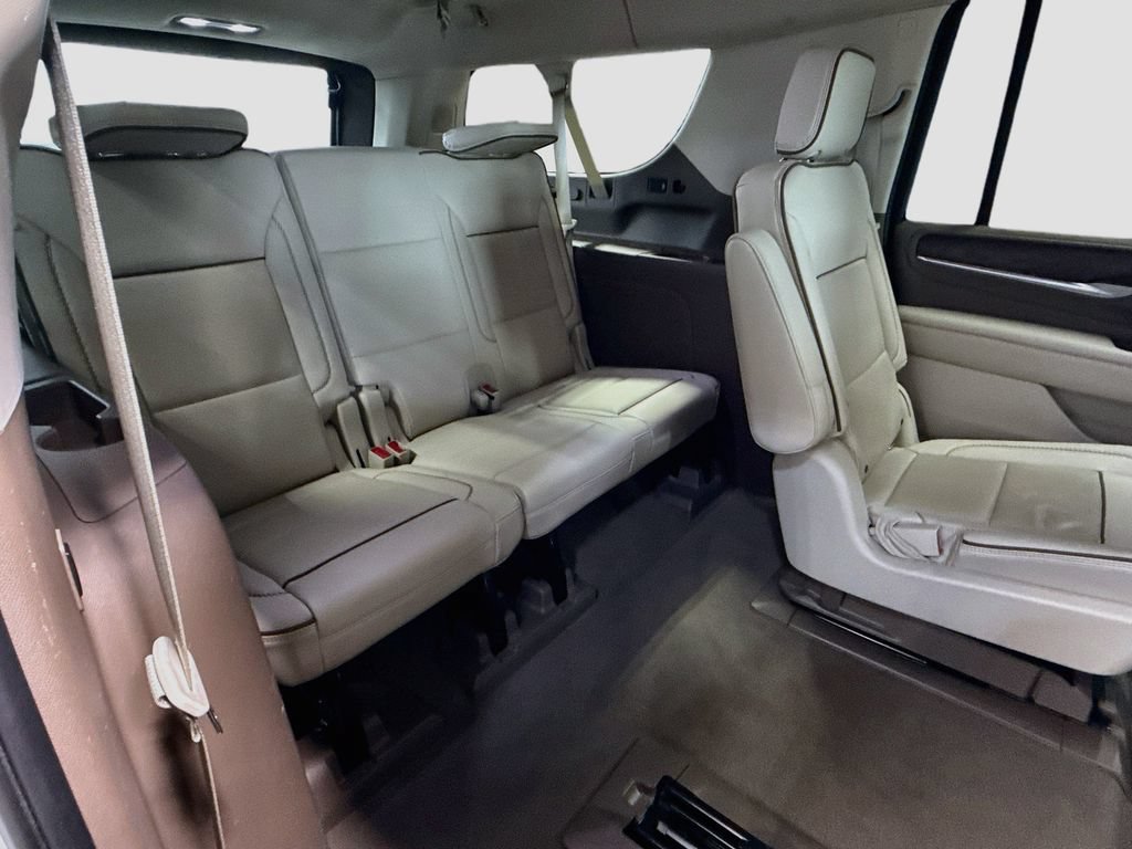 Used 2021 GMC Yukon XL Denali AWD/4WD image 28