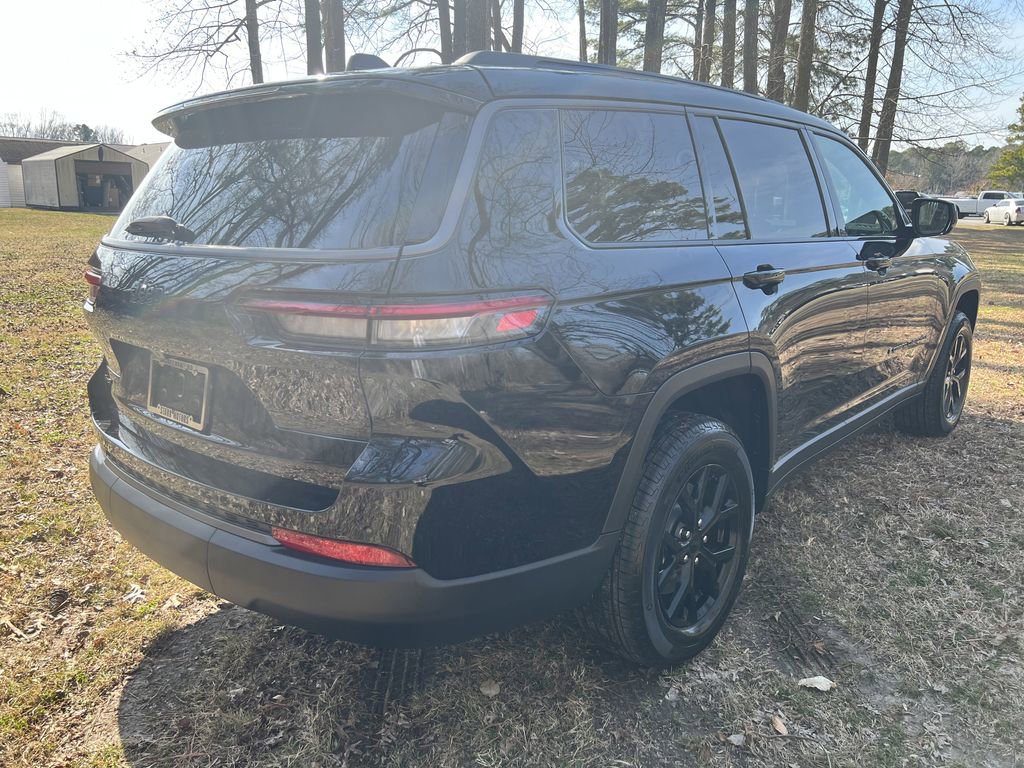 New 2026 Jeep Grand Cherokee L 4WD image 3