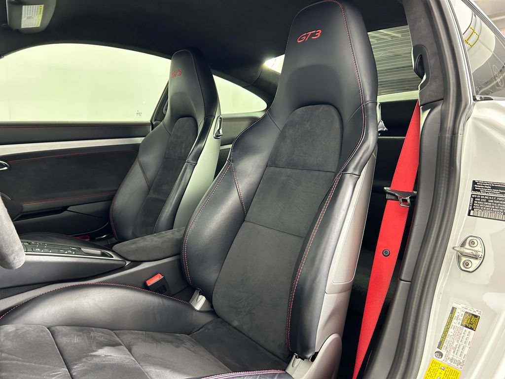 Certified 2015 Porsche 911 GT3 RWD image 5