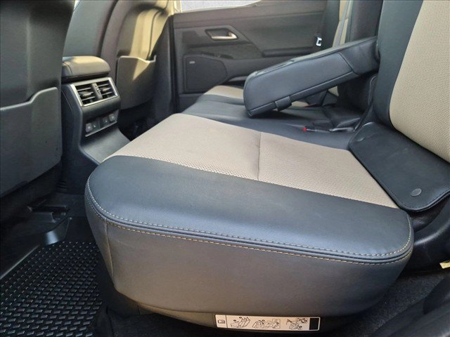 Used 2026 Lexus GX 550 AWD/4WD image 18