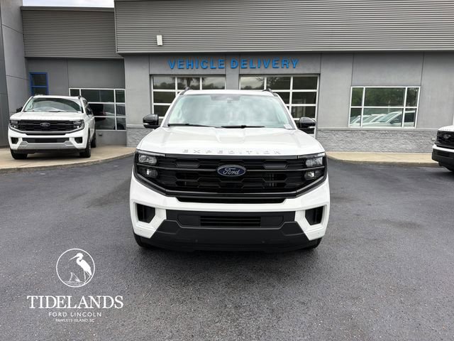 New 2026 Ford Expedition Active RWD image 2