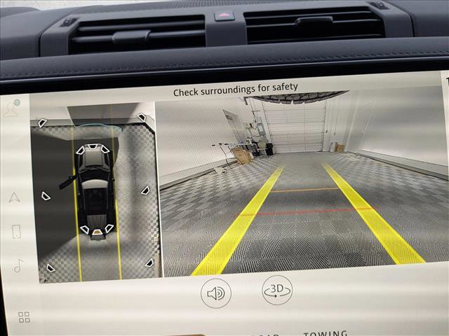 New 2026 Land Rover Defender 110 X-Dynamic SE image 17