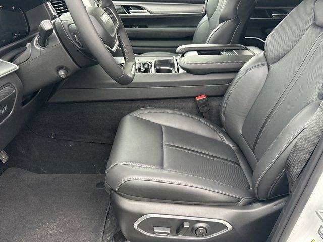 New 2026 Jeep Grand Wagoneer Limited image 8