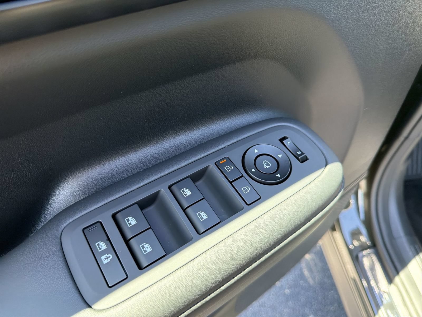 New 2026 Hyundai Santa Fe Calligraphy AWD/4WD image 14