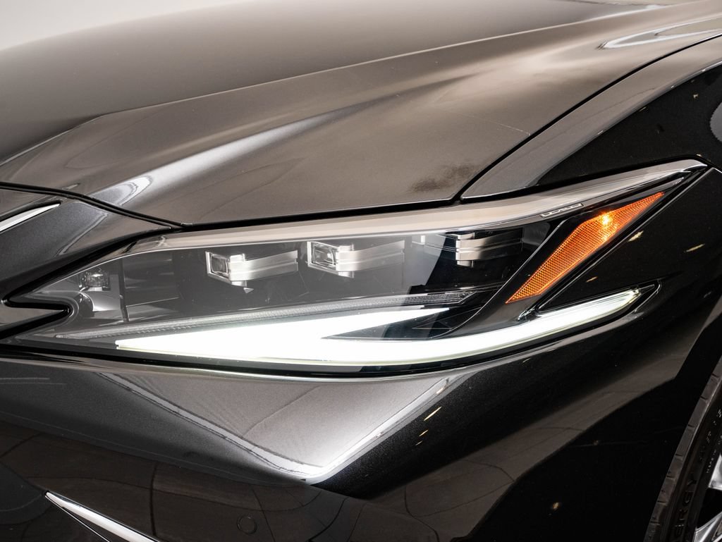 Certified 2024 Lexus ES 300h Ultra Luxury FWD image 15