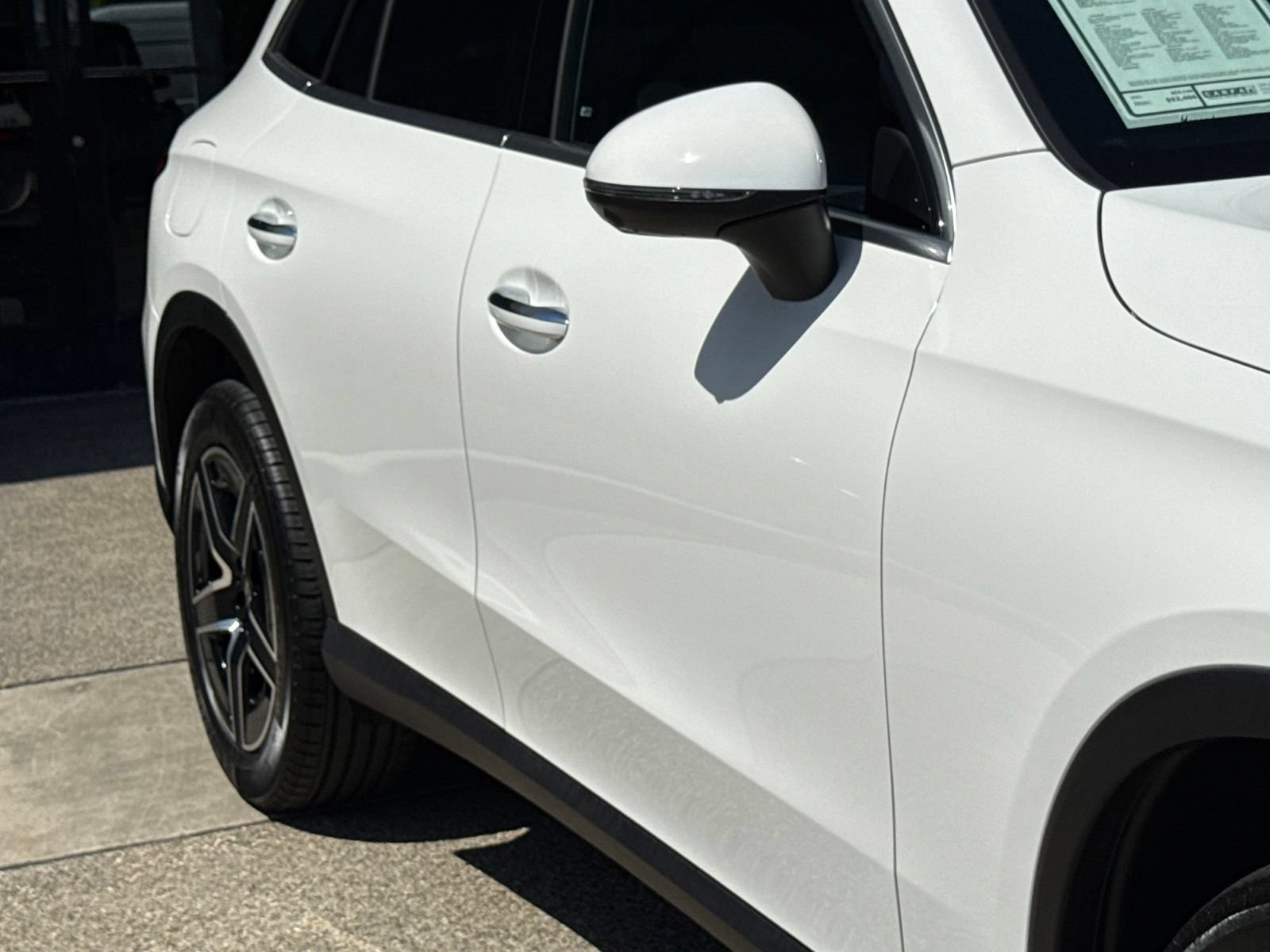 Used 2026 Mercedes-Benz GLC 300 image 9