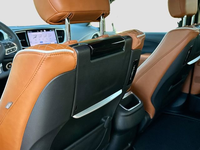 Used 2025 Chrysler Pacifica Pinnacle image 27