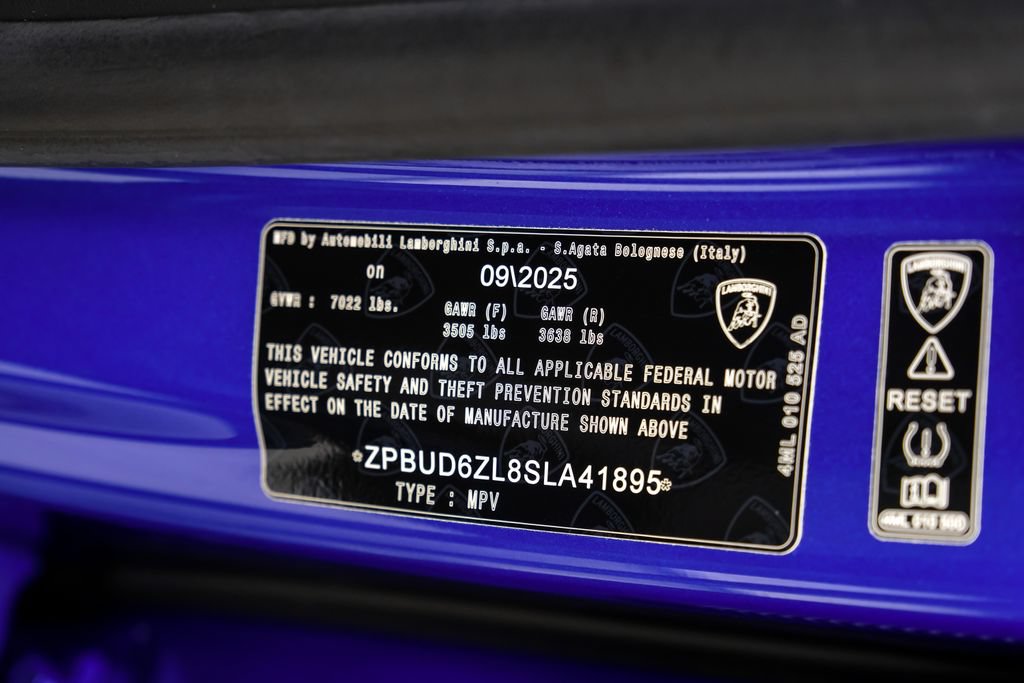 Used 2025 Lamborghini Urus SE AWD/4WD image 75