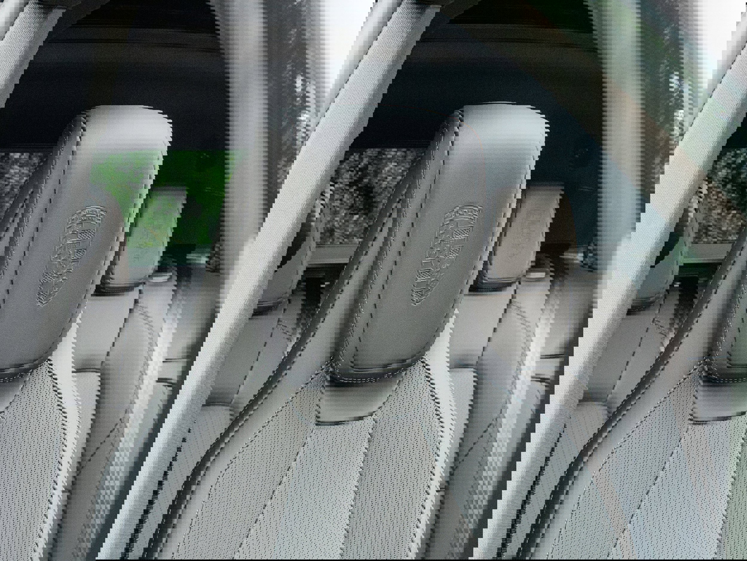 New 2025 Porsche Macan 4S Electric image 27