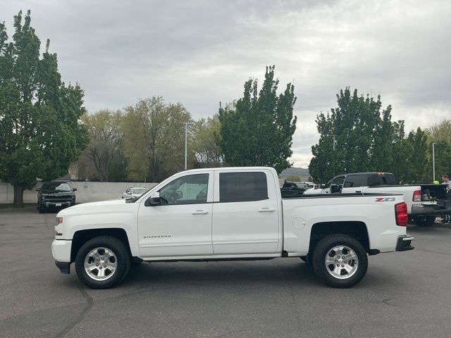 Used 2018 Chevrolet Silverado 1500 LT w/ All Star Edition AWD/4WD image 8