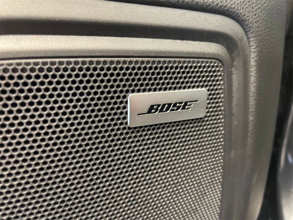 Used 2025 Porsche Macan image 19