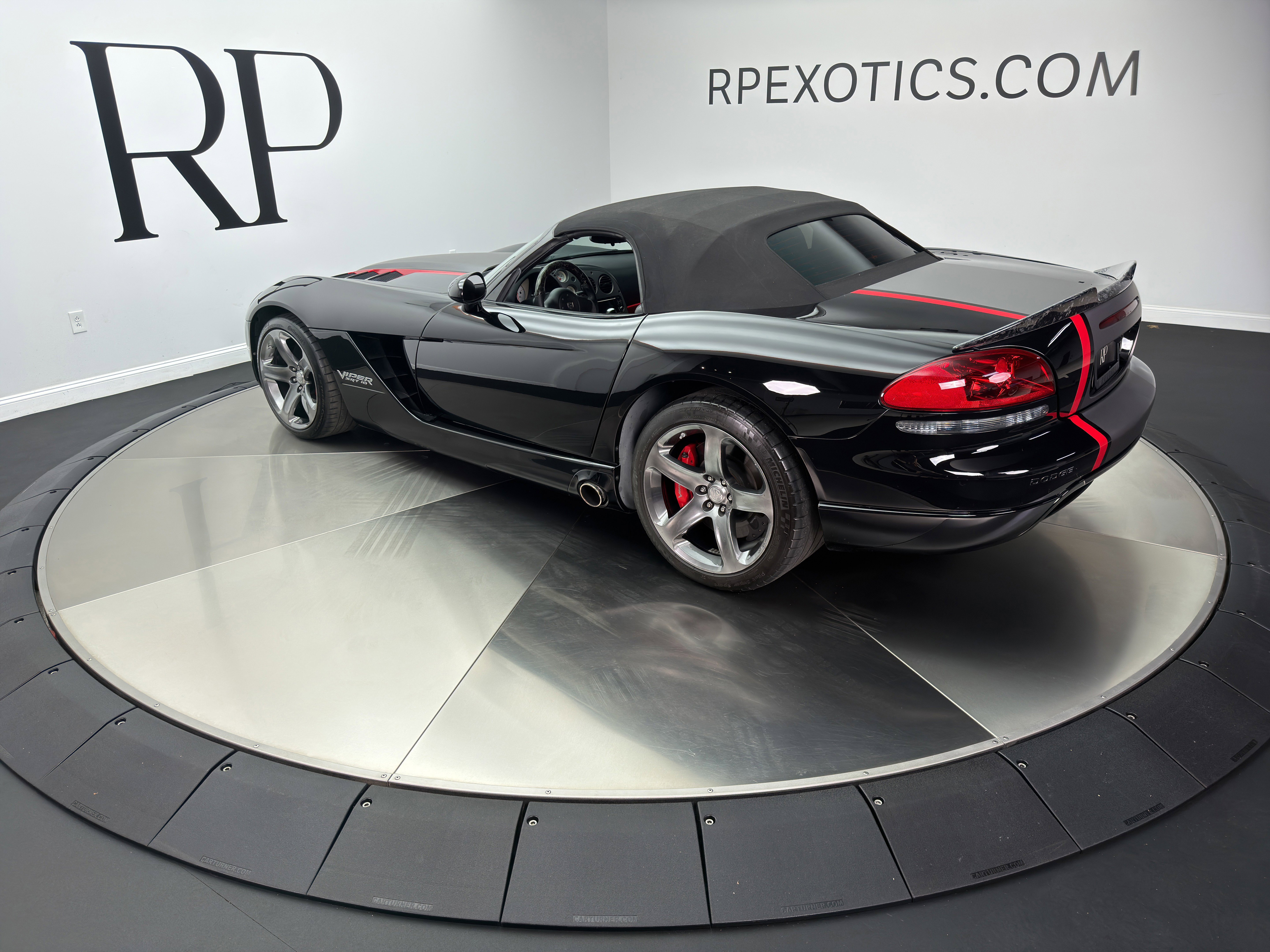 Used 2008 Dodge Viper SRT-10 w/ Protection Group RWD image 15