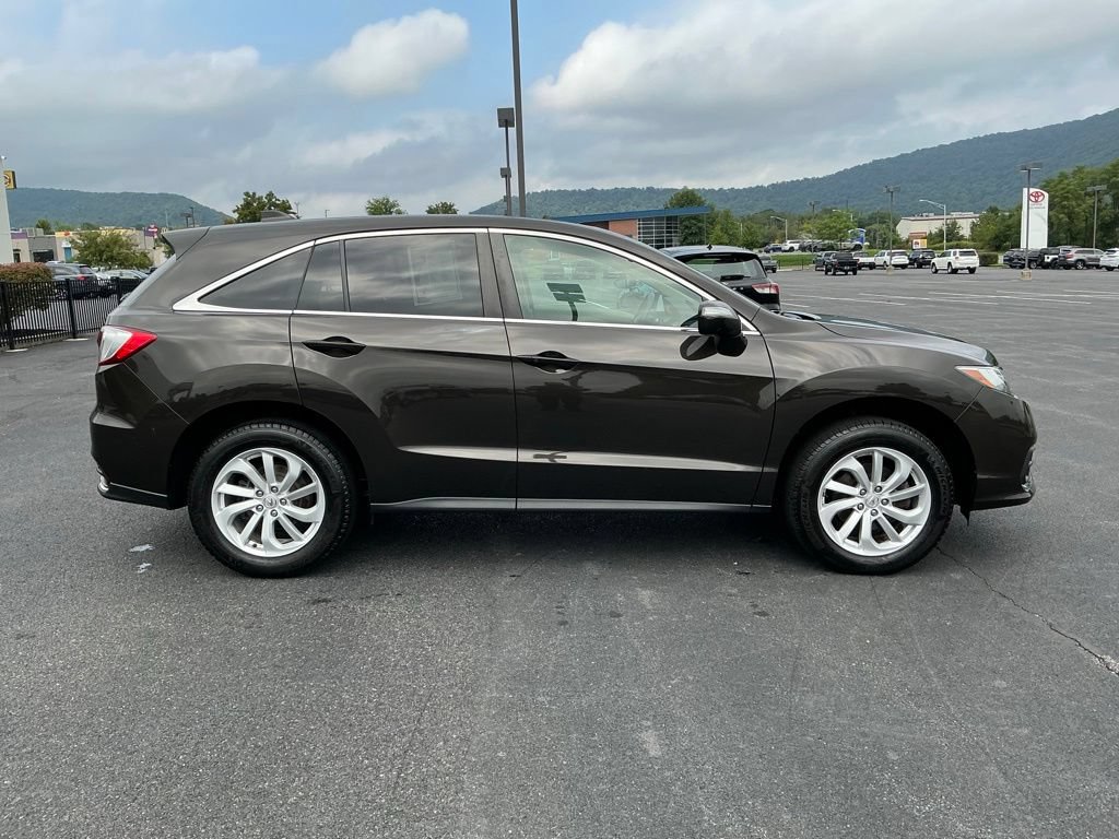 Used 2018 Acura RDX w/ Technology Package AWD/4WD image 4