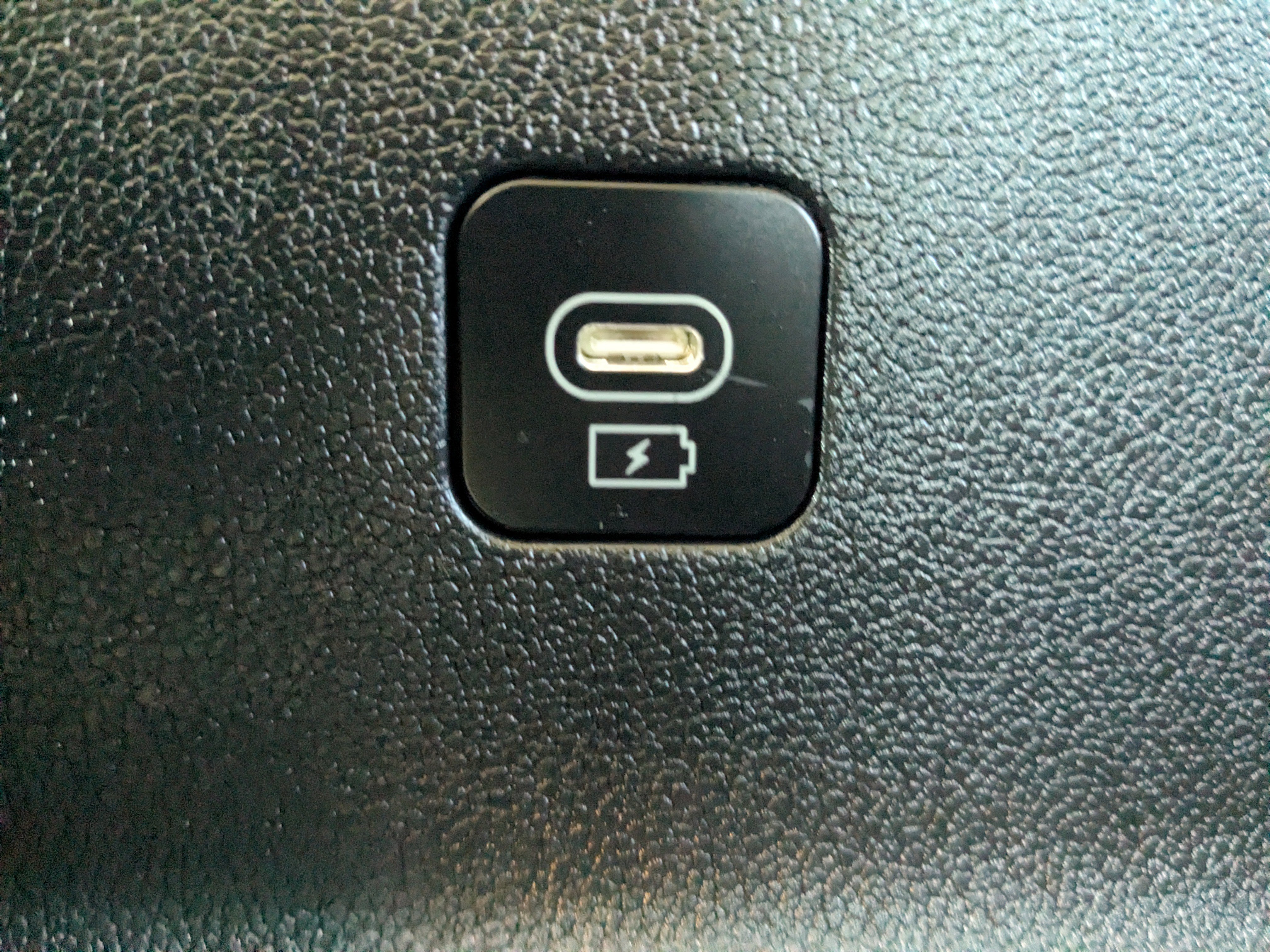 Used 2025 Kia Sorento SX image 17