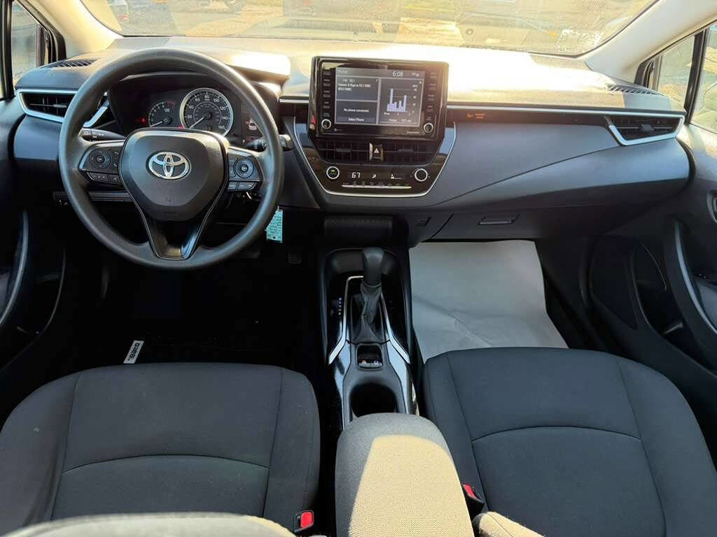 Used 2022 Toyota Corolla LE FWD image 7