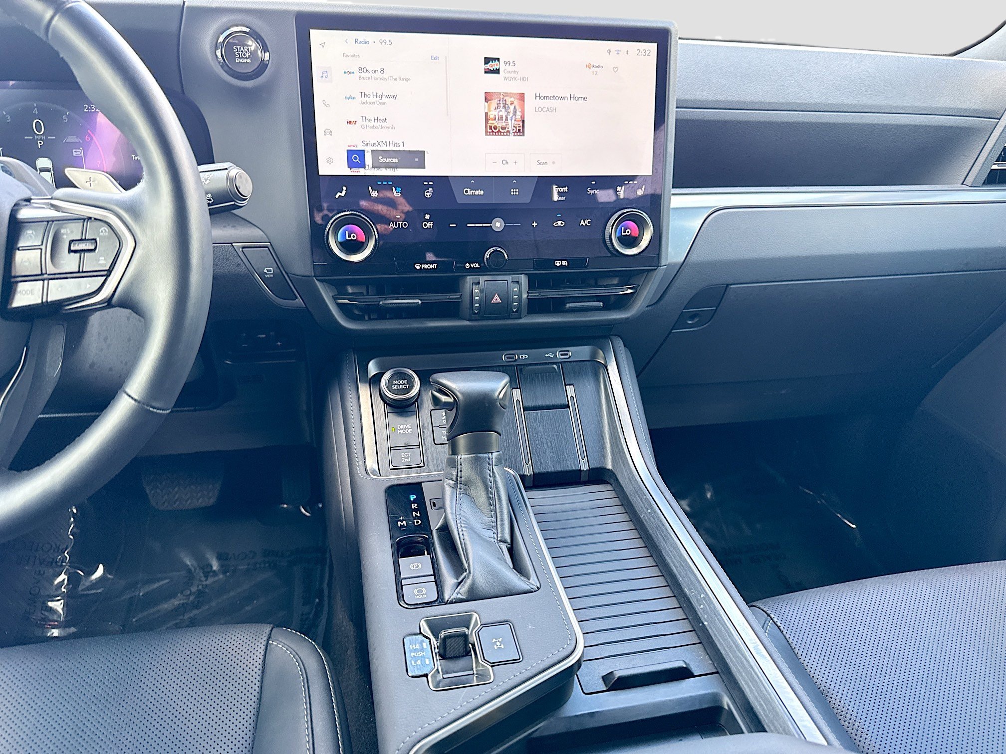 Used 2024 Lexus GX 550 w/ Accessory Package (Z1) image 19