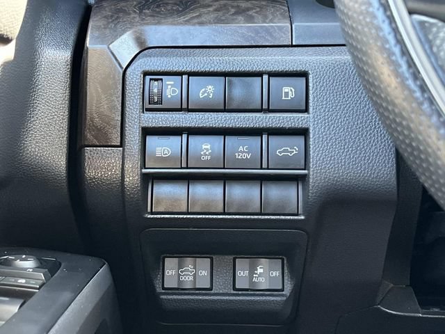 Used 2024 Toyota Tacoma Limited AWD/4WD image 38