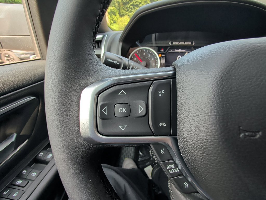 New 2026 RAM 1500 Big Horn AWD/4WD image 17