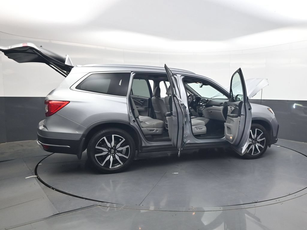 Certified 2019 Honda Pilot Touring image 36