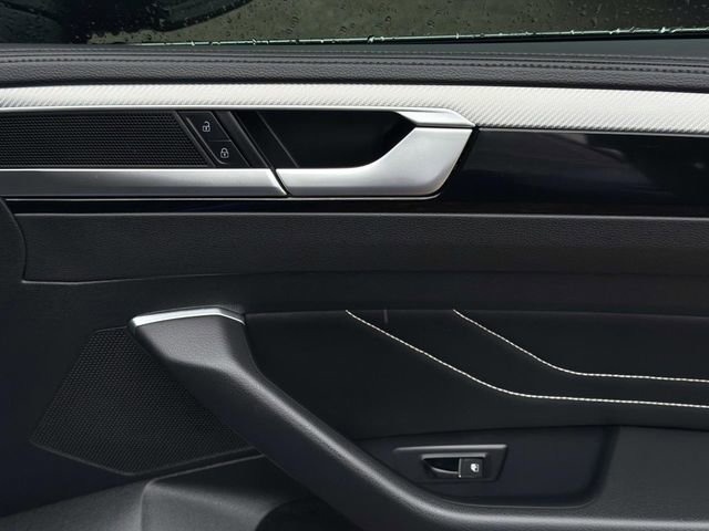 Used 2022 Volkswagen Arteon SE FWD image 18