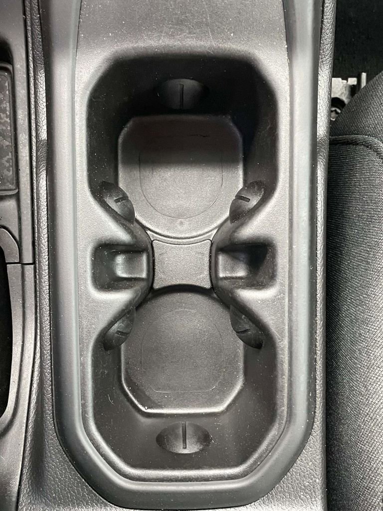 Used 2024 Jeep Wrangler Unlimited Rubicon w/ Safety Group image 18