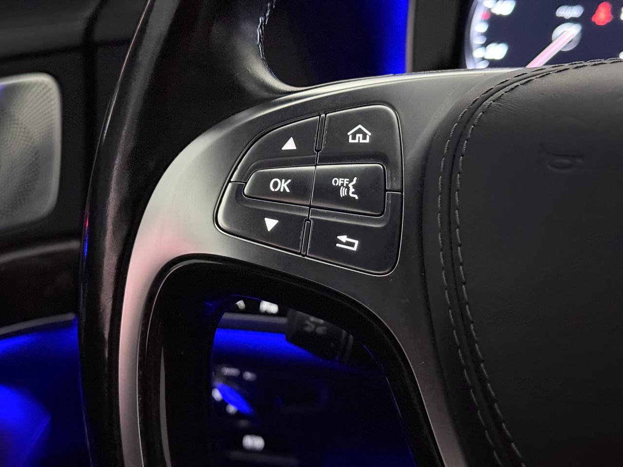 Used 2015 Mercedes-Benz S 550 Sedan image 40