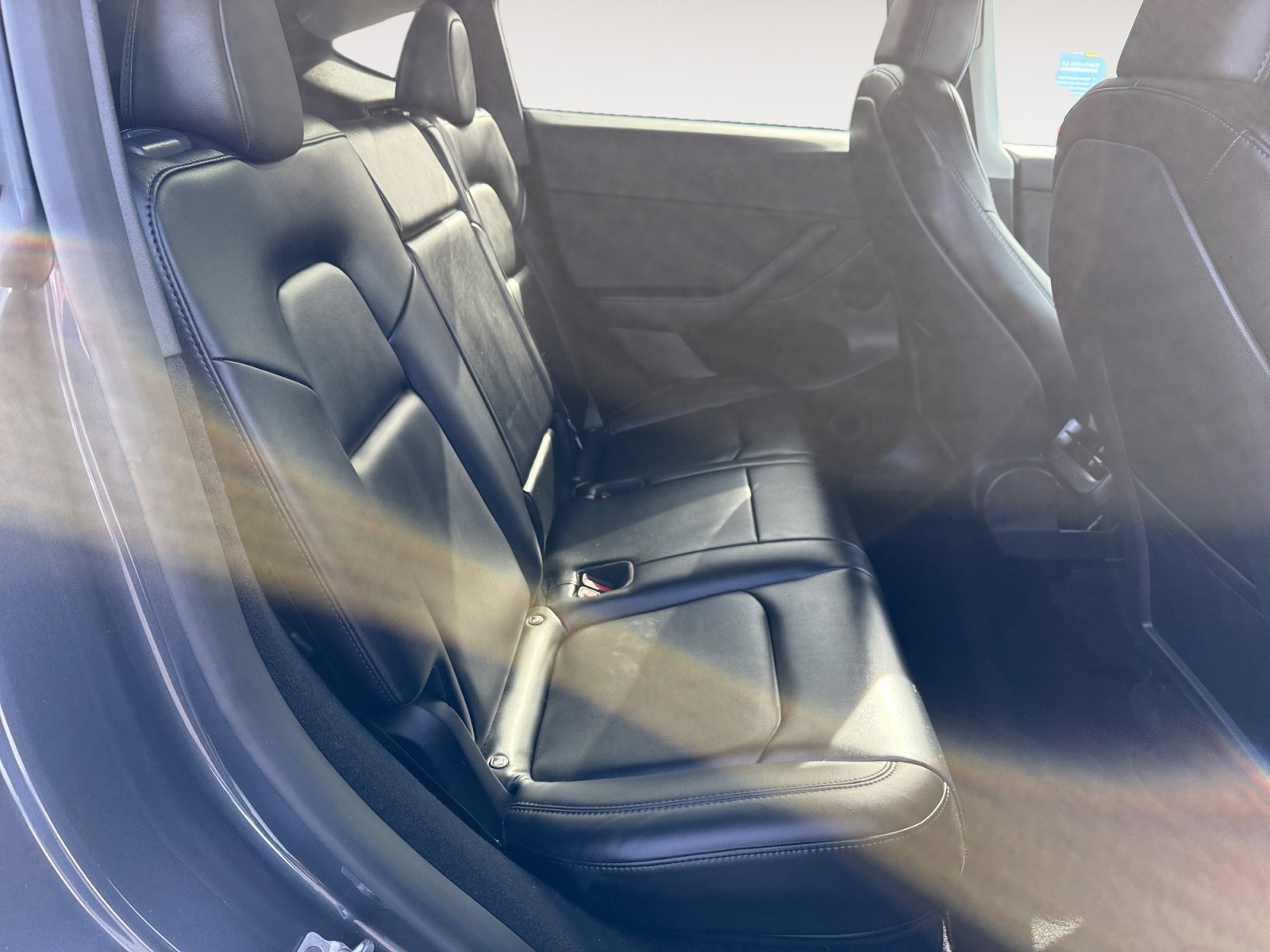 Used 2023 Tesla Model Y Long Range image 18