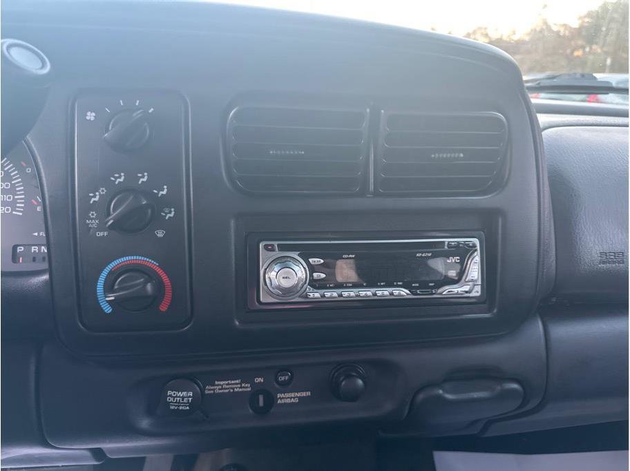 Used 1999 Dodge Dakota 4x4 Club Cab image 12