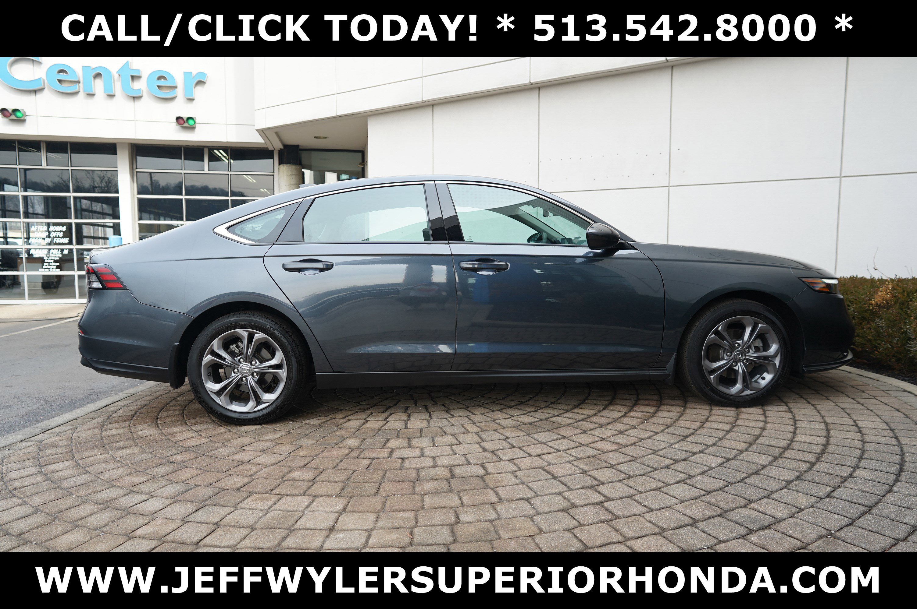 Used 2024 Honda Accord EX image 2