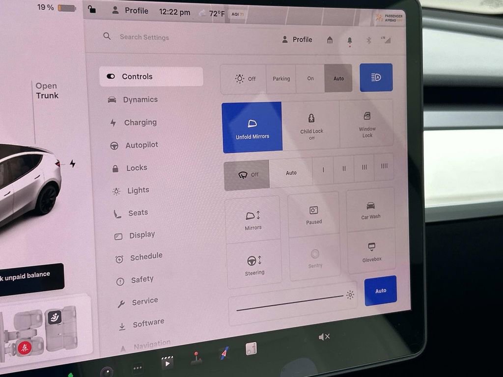 Used 2021 Tesla Model Y Long Range AWD/4WD image 33