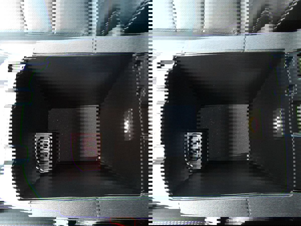 Used 2022 GMC Terrain SLT w/ Infotainment Package II image 27