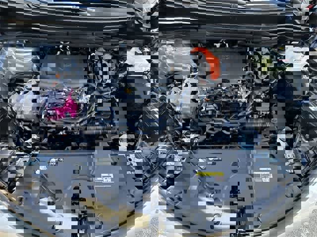 Used 2025 Toyota Sienna XLE image 29