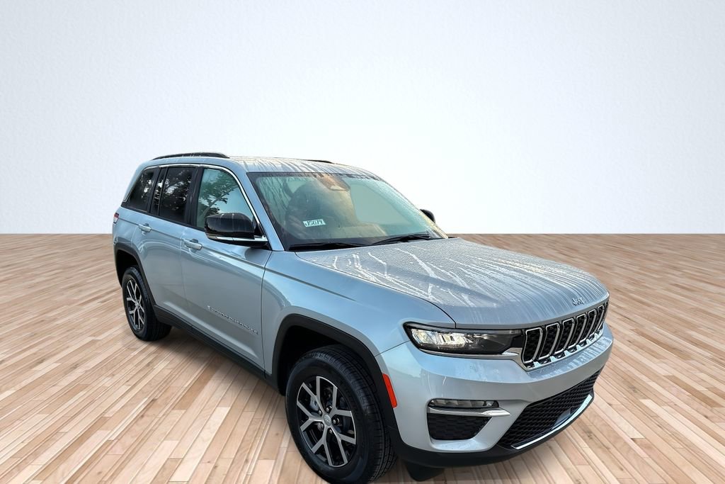 New 2025 Jeep Grand Cherokee Limited image 3