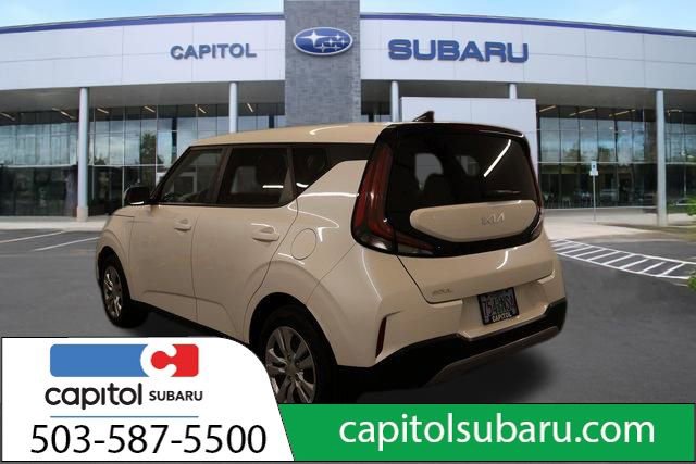 Used 2023 Kia Soul LX image 5