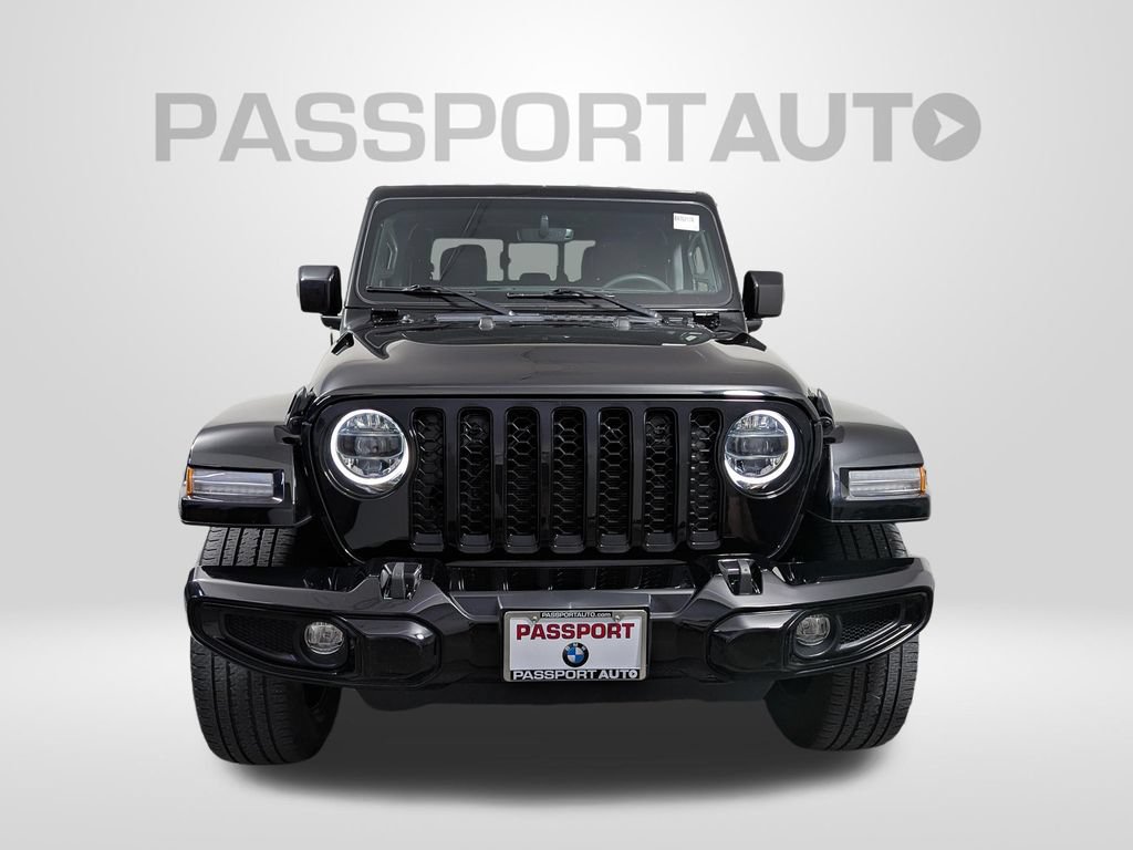 Used 2023 Jeep Gladiator Overland AWD/4WD image 8