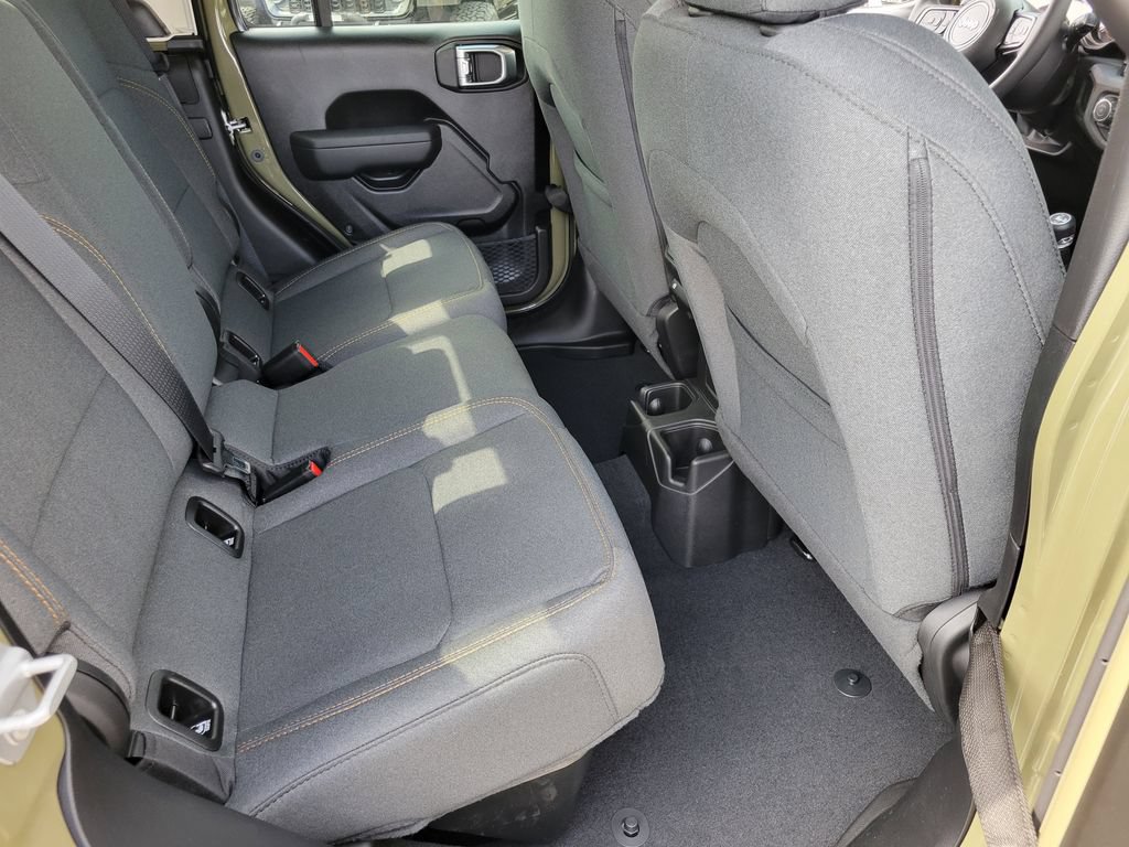 New 2026 Jeep Gladiator Sport AWD/4WD image 16
