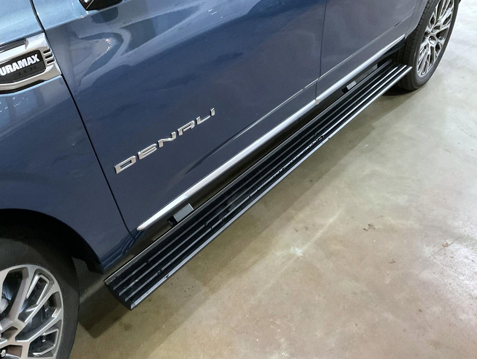 New 2026 GMC Yukon XL Denali image 23