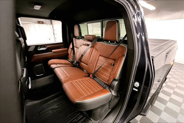 Used 2025 GMC Sierra 2500 Denali Ultimate w/ Max Trailering Package AWD/4WD image 25