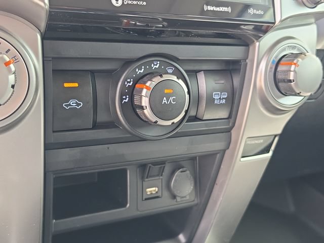 Used 2022 Toyota 4Runner SR5 Premium w/ Moonroof Package RWD image 27