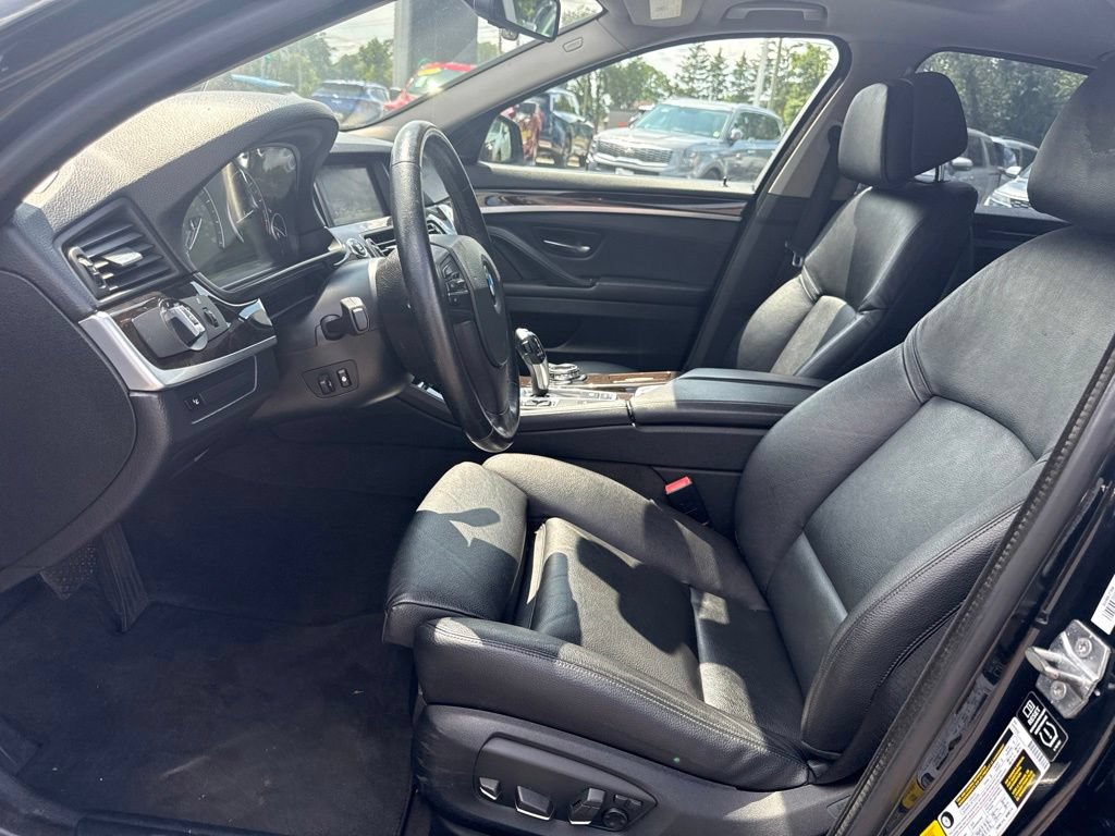 Used 2014 BMW 535i xDrive Sedan AWD/4WD image 9