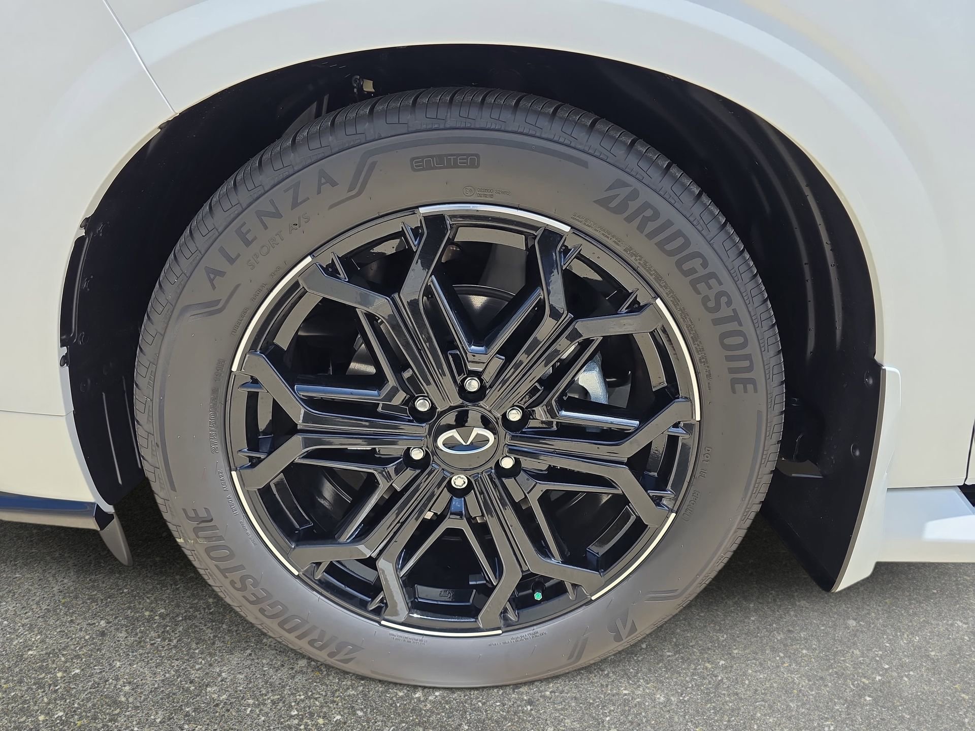 New 2026 INFINITI QX80 4WD w/ Sport Exterior Package image 31