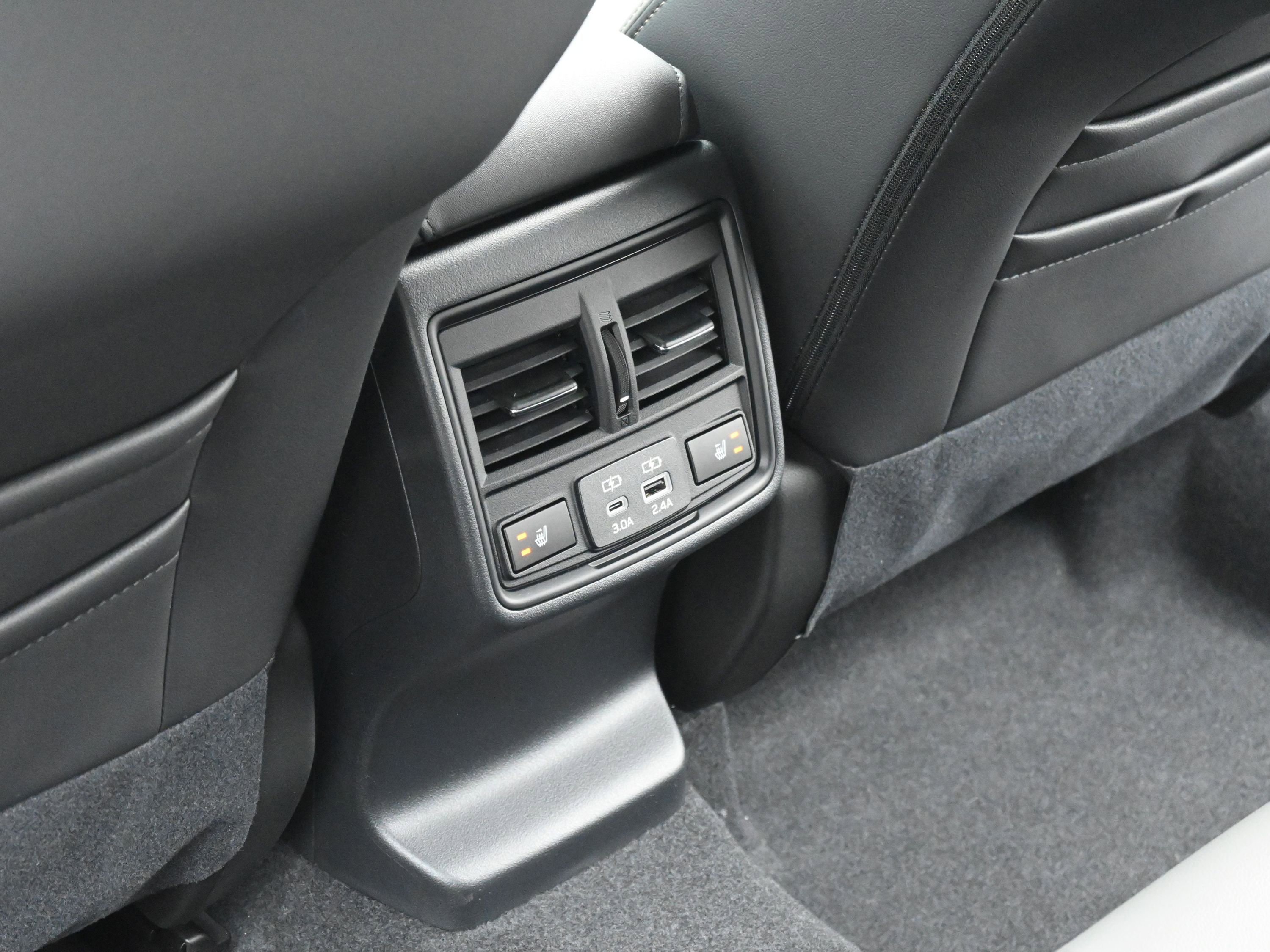 New 2026 Subaru Outback Limited AWD/4WD image 32