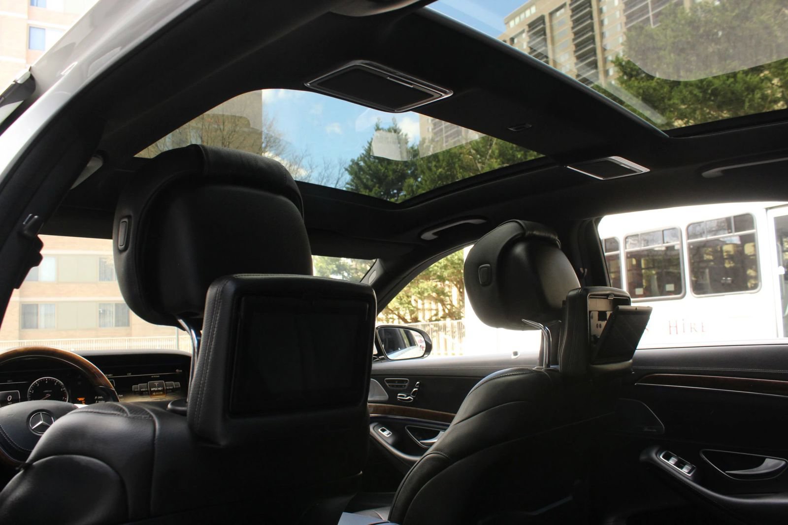 Used 2014 Mercedes-Benz S 550 Sedan image 19