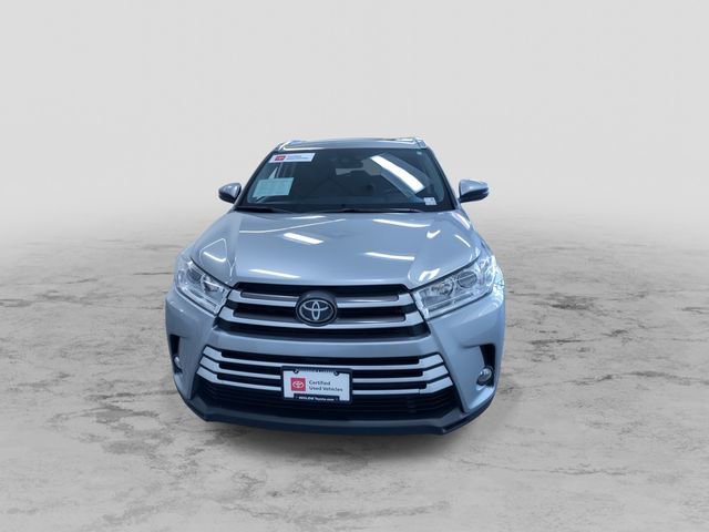 Used 2019 Toyota Highlander XLE AWD/4WD image 5