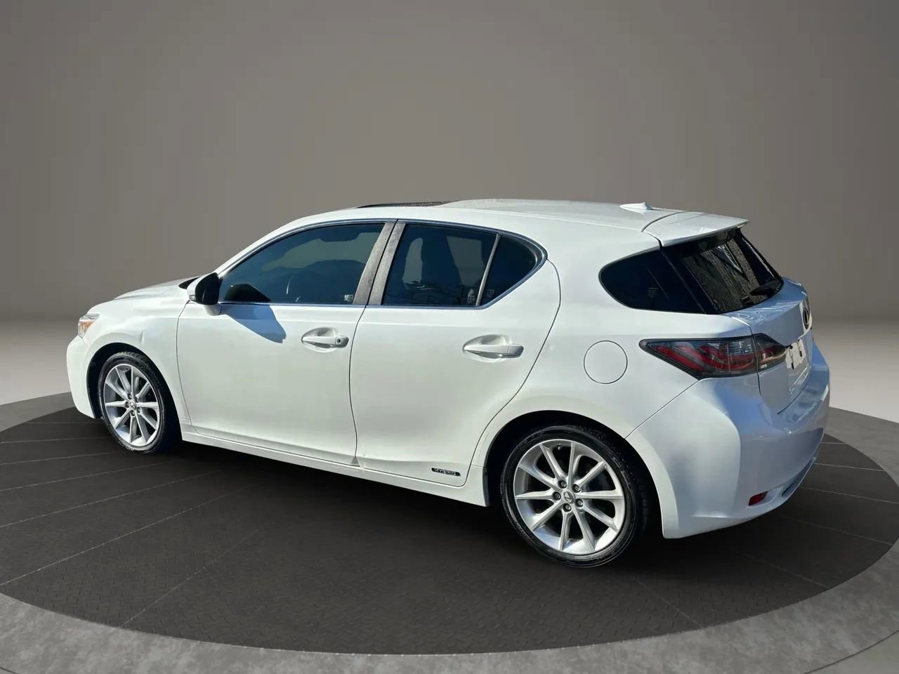 Used 2013 Lexus CT 200h image 12