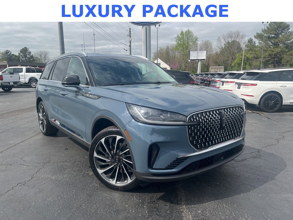 New 2025 Lincoln Aviator Reserve w/ Luxury Package
