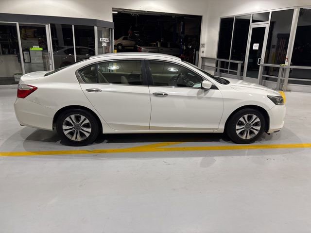 Used 2014 Honda Accord LX image 7