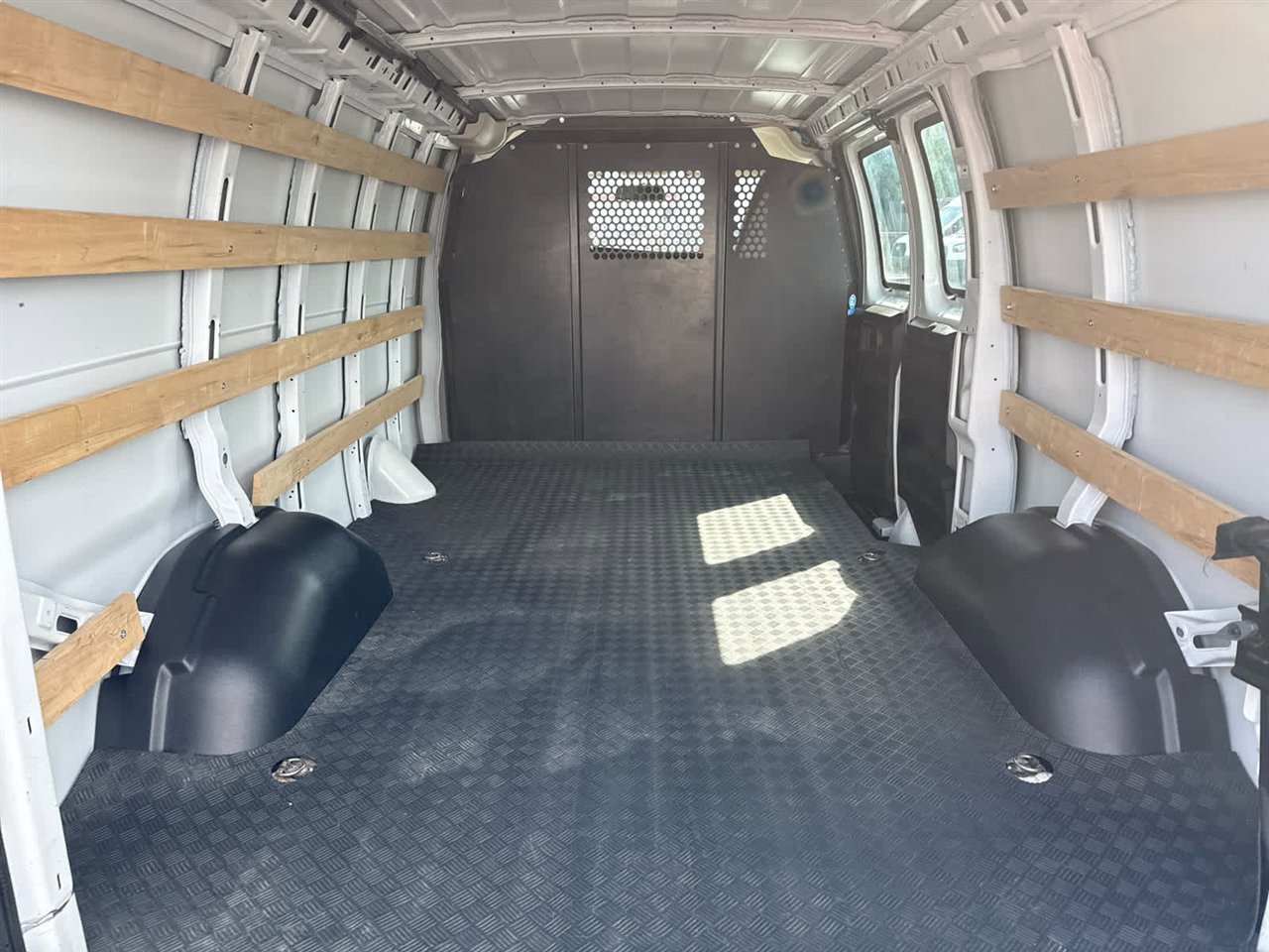 Used 2024 Chevrolet Express 2500 w/ Driver Convenience Package image 19