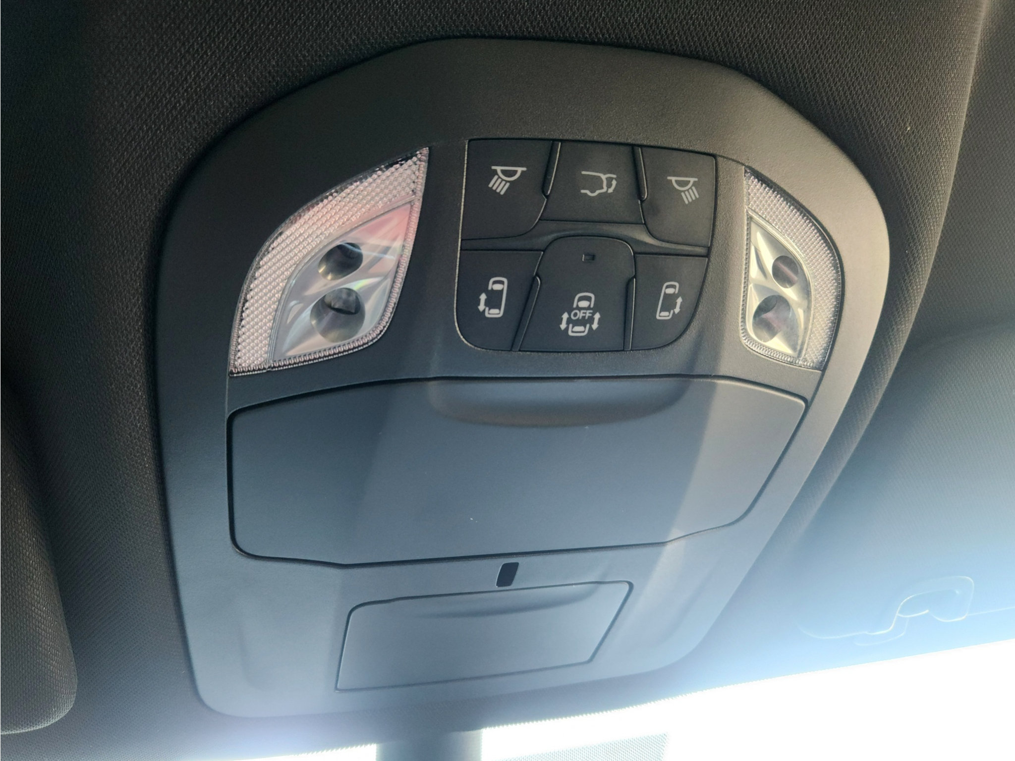 New 2026 Chrysler Voyager LX FWD image 38